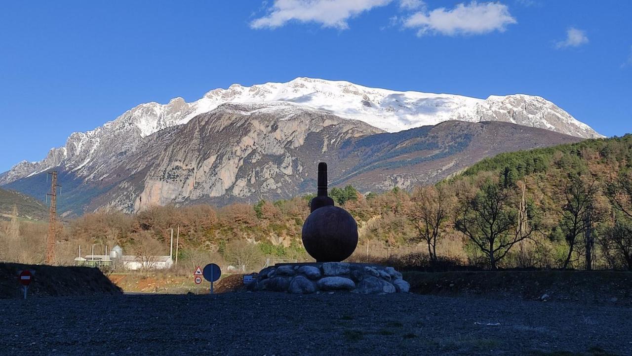 Hostal Turbon Кампо Екстер'єр фото